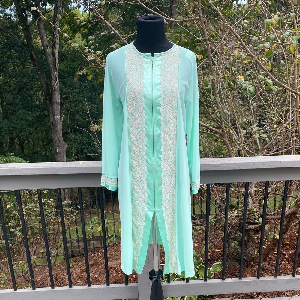 Vintage 60s 70s Gilead Zipper Front Kimono Glammy Robe Lingerie